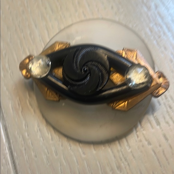 Vintage Victorian Black and Gold Brooch - Picture 1 of 5